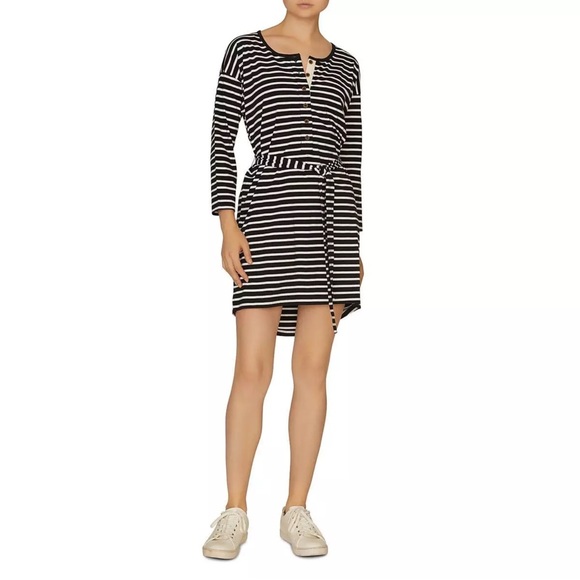 Sanctuary Dresses & Skirts - 💙💛 Sanctuary Black White Striped Sullivan Henley Scoop Neck T-Shirt Dress